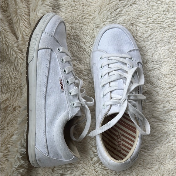 Taos Footwear Shoes - Taos White Canvas Sneakers women size 10